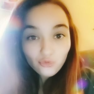 Meet your Posher, Marissa